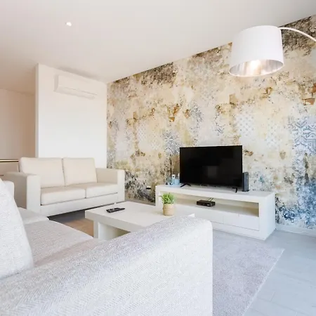 Serene Horizon - By Sch - D דירה *