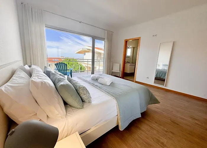 Serene Horizon - By Sch - D